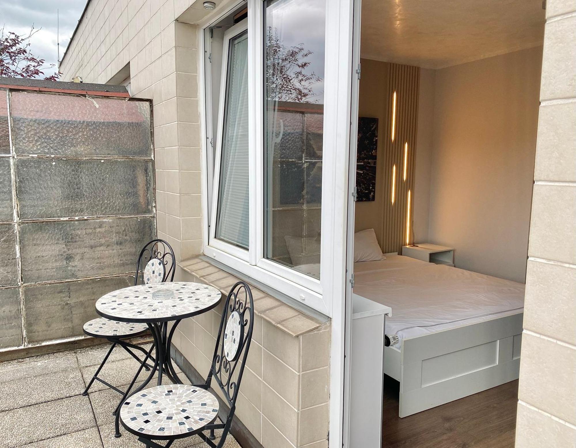 Top Floor Studio With Terrace Praga Exterior foto